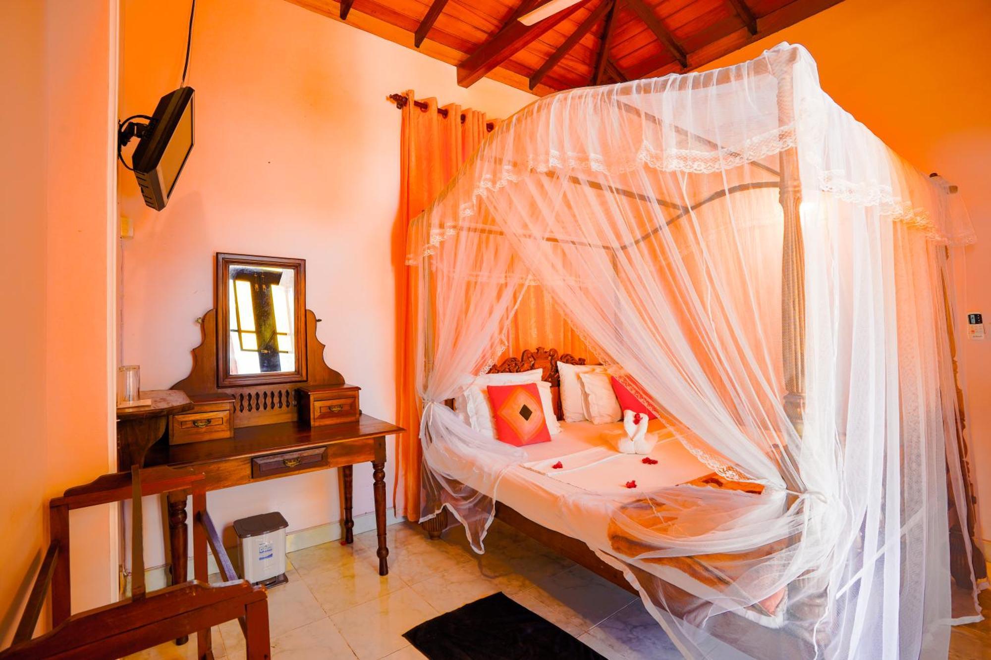 Frangipani Motel Ґалле Екстер'єр фото